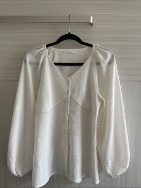 Oak and Fort Cream Button-Front Blouse